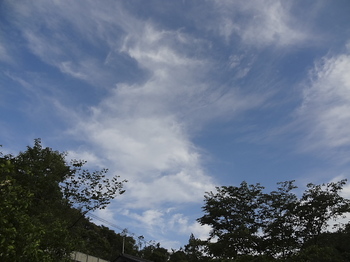 18.5.12 雲-4.jpg
